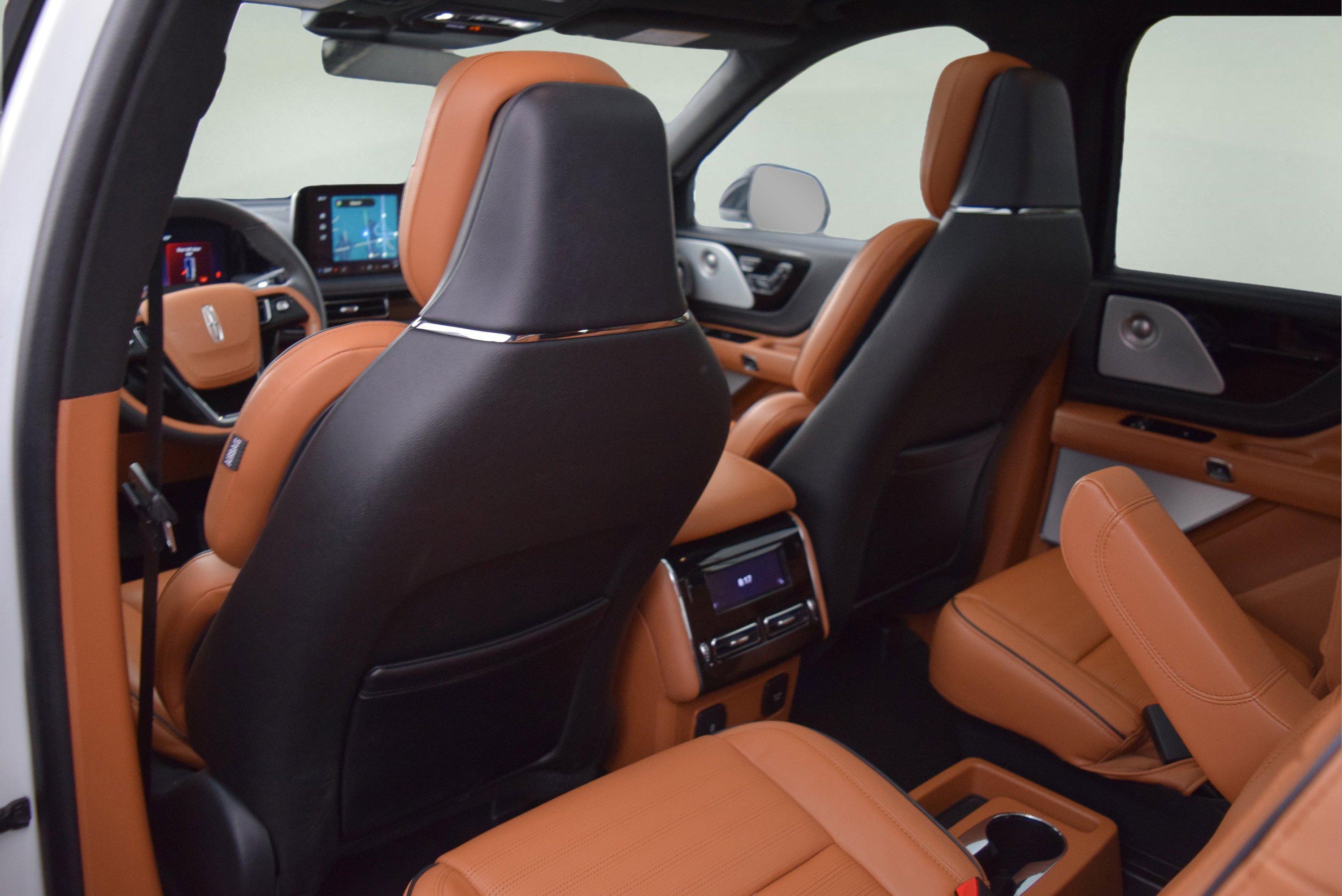 Used 2025 Lincoln Aviator Black Label image 10