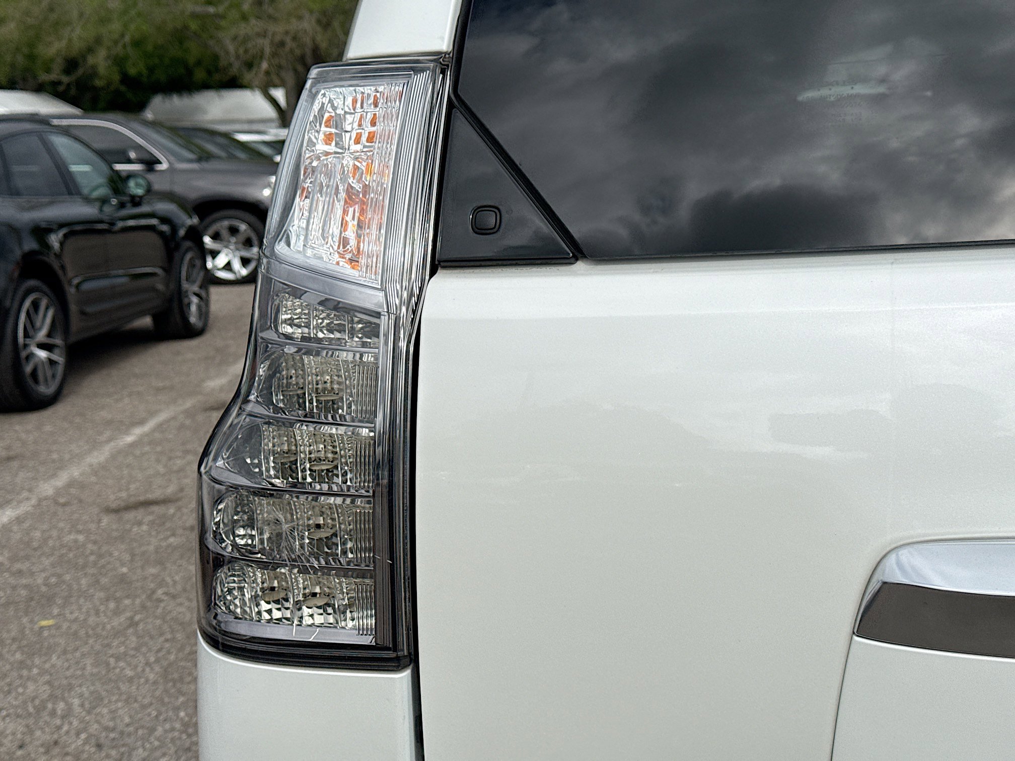 Used 2021 Lexus GX 460 Premium w/ Premium Plus Package AWD/4WD image 10