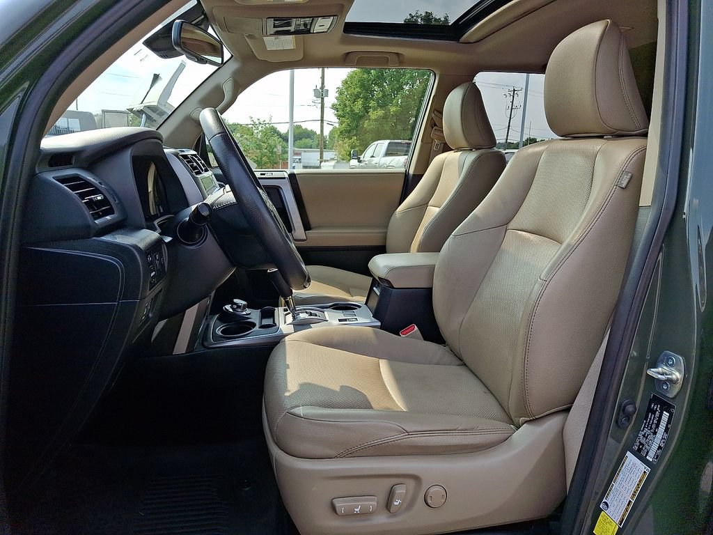 Used 2022 Toyota 4Runner Limited AWD/4WD image 14
