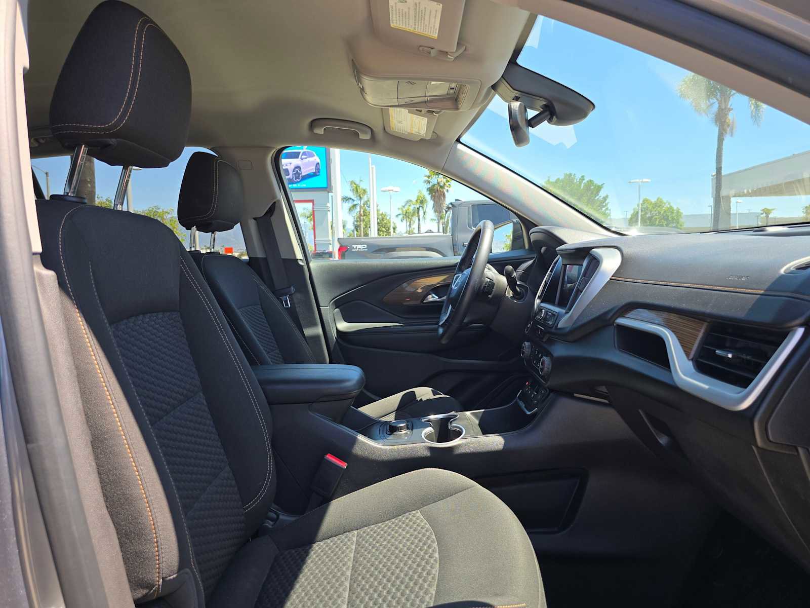 Used 2021 GMC Terrain SLE w/ Elevation Edition AWD/4WD image 10