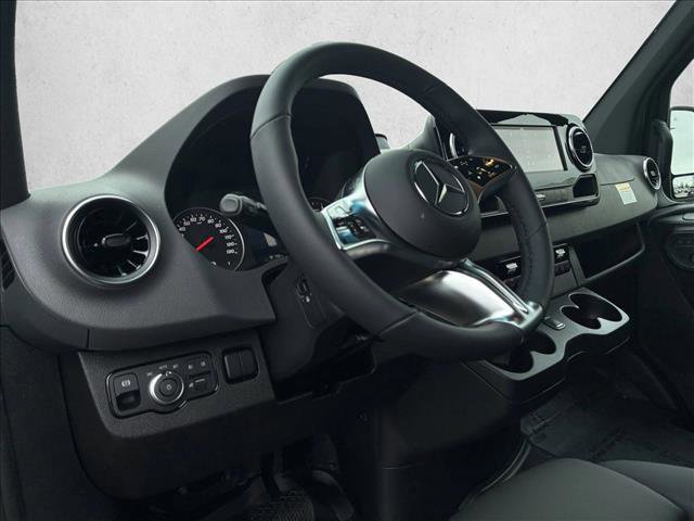 Used 2026 Mercedes-Benz Sprinter 2500 image 10