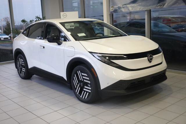 New 2026 Nissan Leaf SV+ w/ Floor Mat Package (SV+) image 2