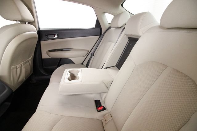 Used 2018 Kia Optima LX FWD image 17