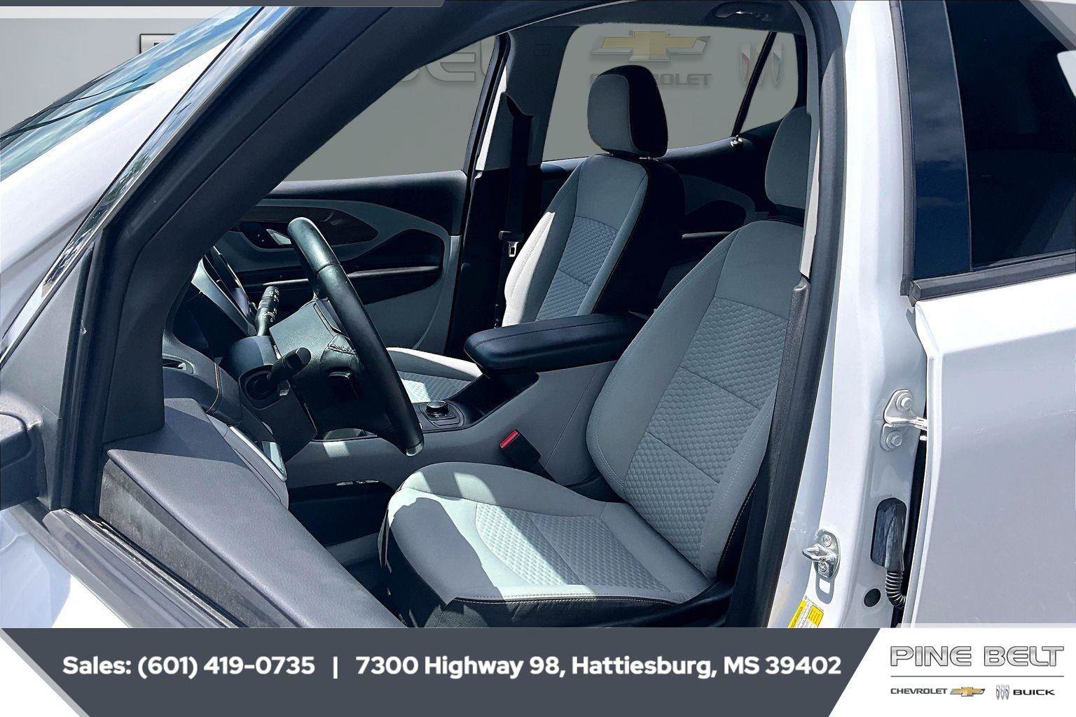 Used 2020 GMC Terrain SLE image 18