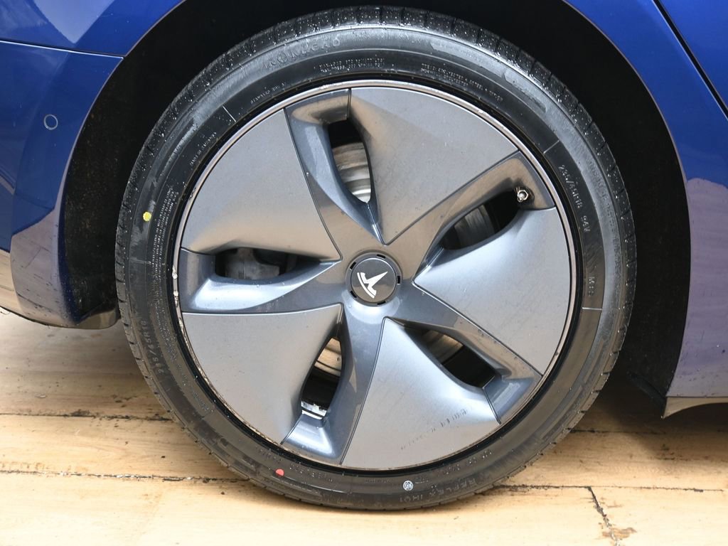 Used 2019 Tesla Model 3 Standard Range Plus image 13