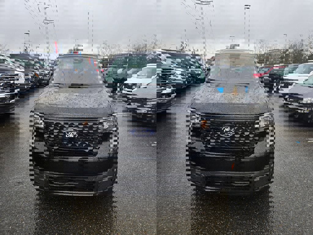 New 2026 Ford Maverick XL image 2