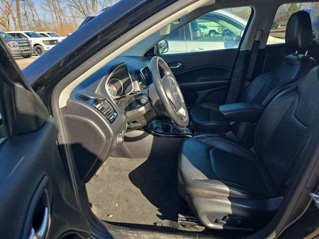 Used 2020 Jeep Compass Limited image 11