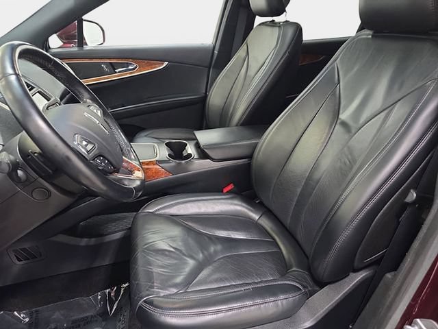 Used 2018 Lincoln MKX Select w/ Select Plus Package AWD/4WD image 13