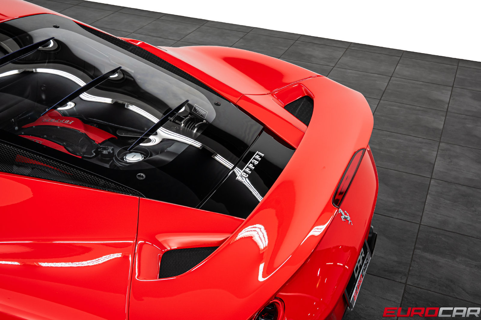 Used 2022 Ferrari F8 Tributo RWD image 19