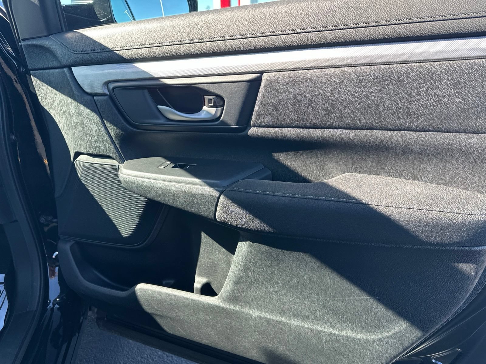 Used 2019 Honda CR-V LX image 36