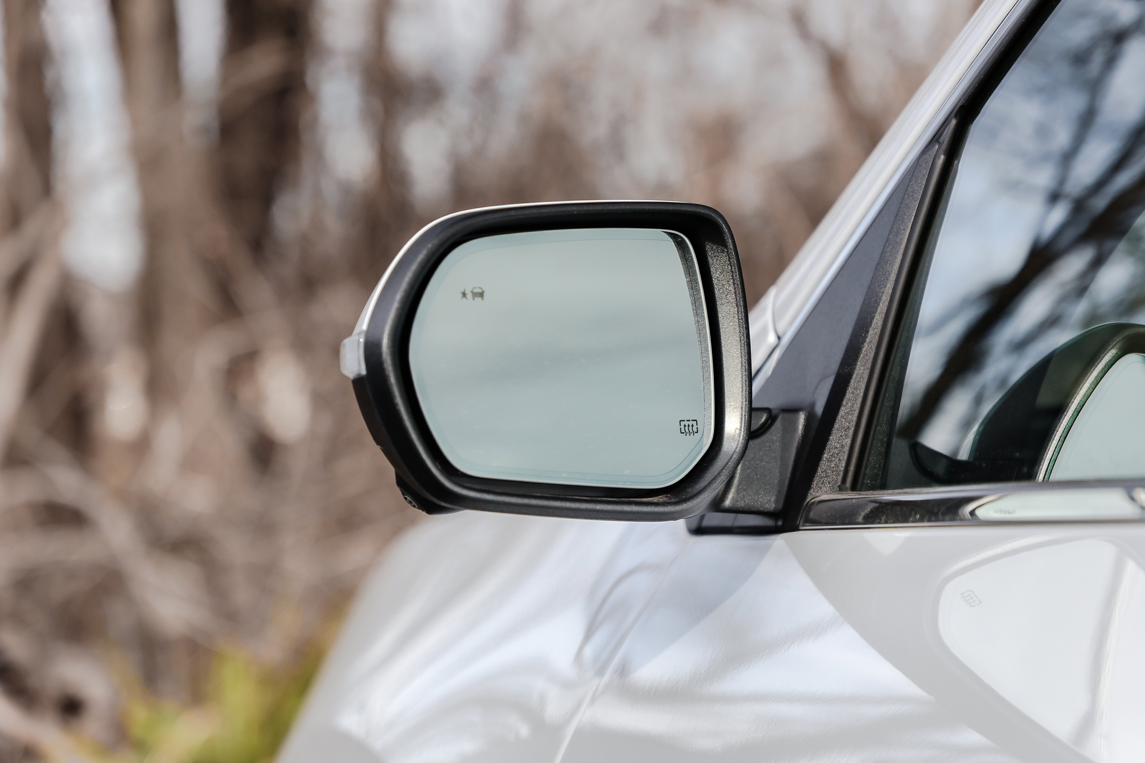 New 2026 GMC Acadia Denali w/ Super Cruise Package image 8