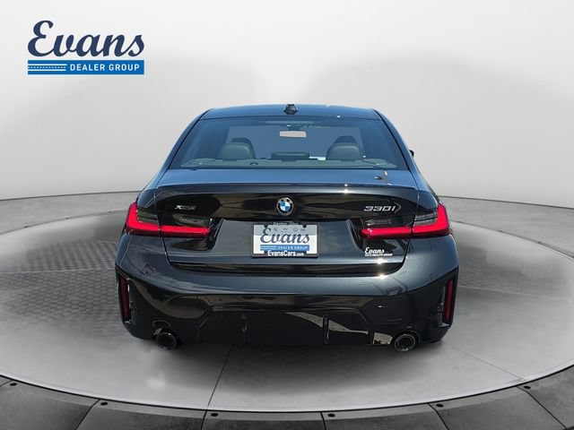 New 2026 BMW 330i xDrive Sedan w/ M Sport Package AWD/4WD image 5