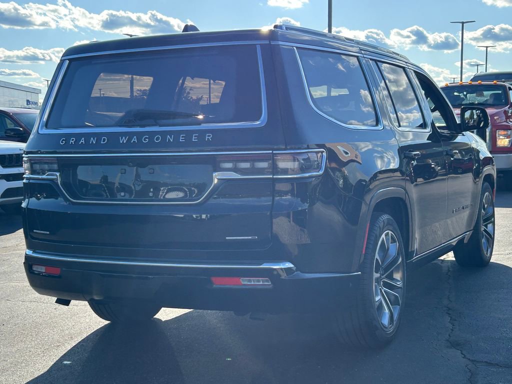 Used 2023 Jeep Grand Wagoneer Series III AWD/4WD image 7