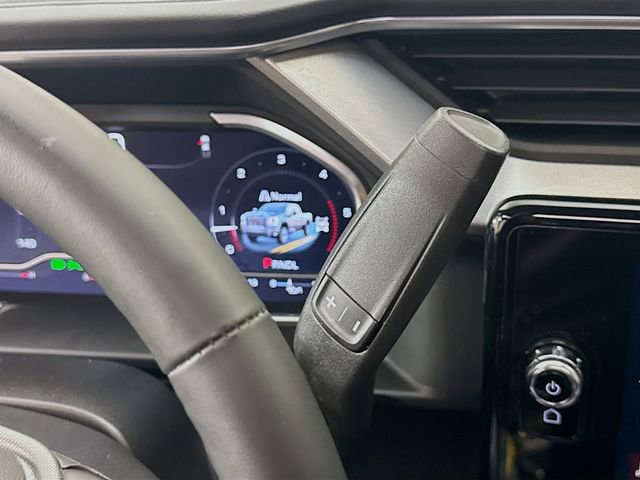 Used 2024 GMC Sierra 2500 Denali w/ Denali Reserve Package image 19