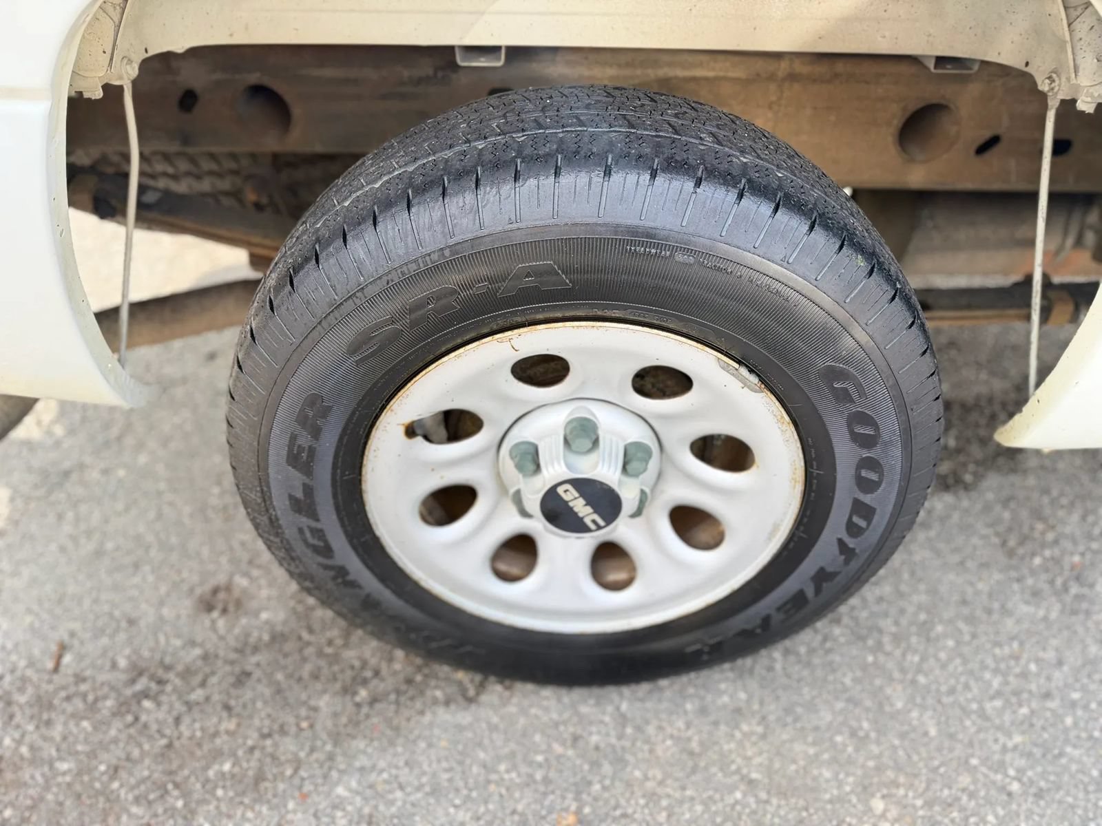 Used 2006 GMC Sierra 1500 W/T RWD image 8