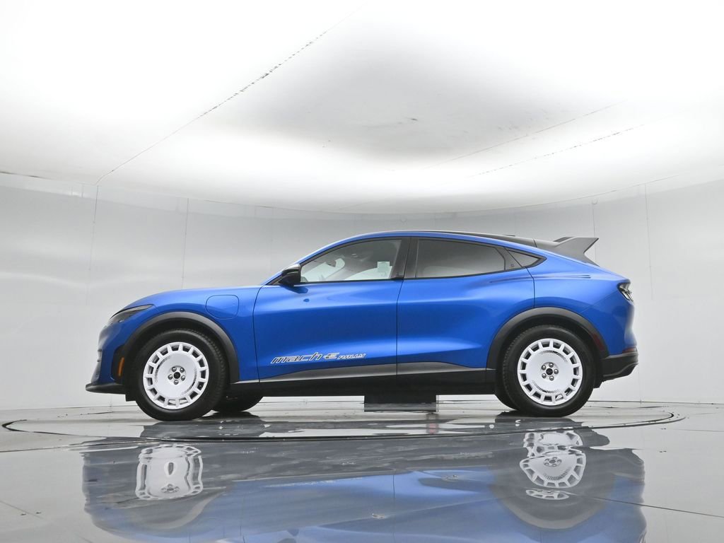 Used 2025 Ford Mustang Mach-E GT AWD/4WD image 54