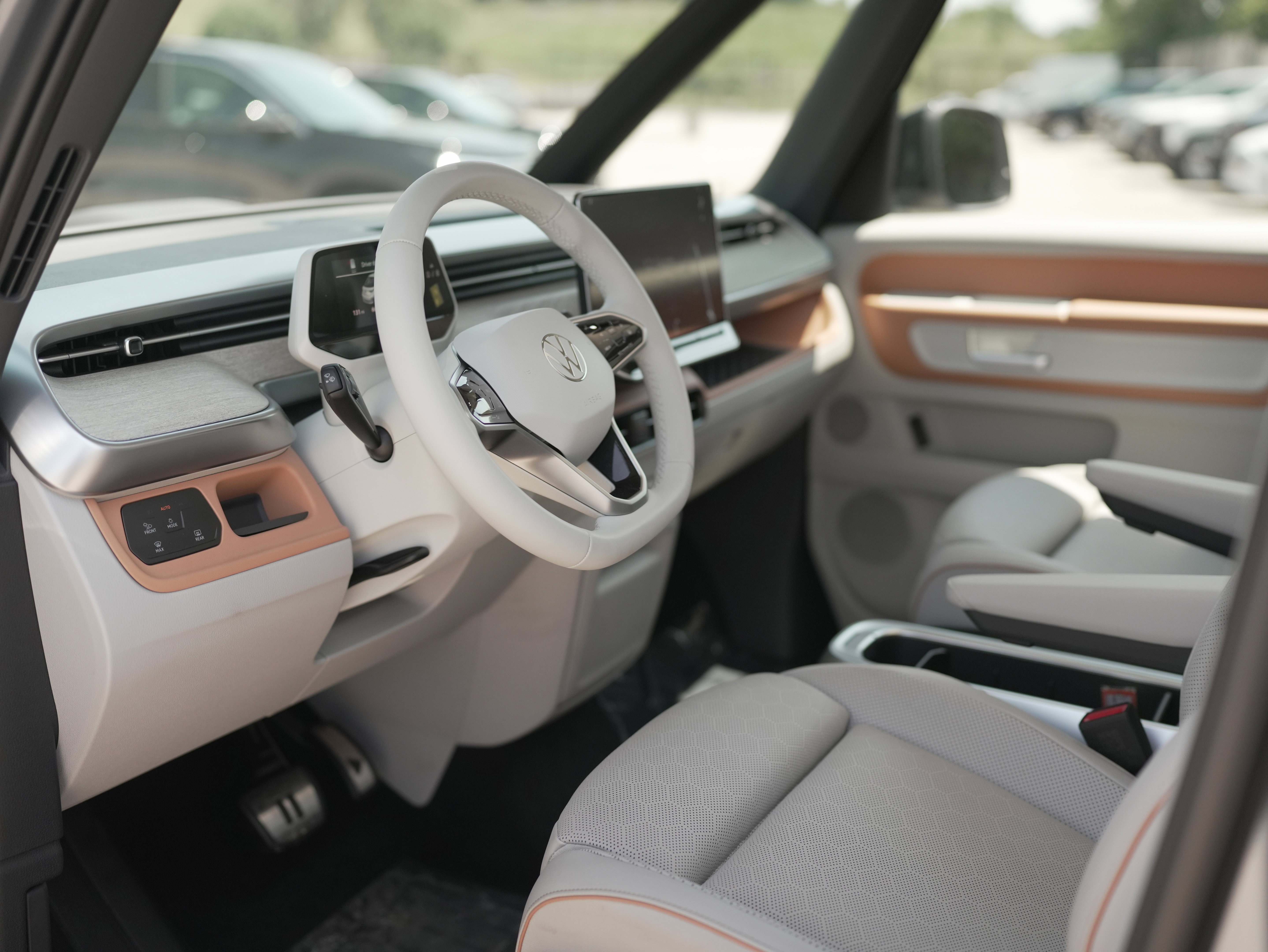 New 2025 Volkswagen ID. Buzz 1st Edition image 13