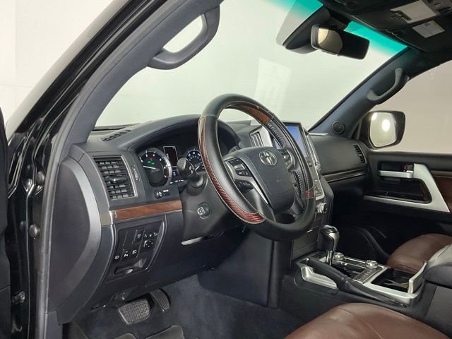 Used 2016 Toyota Land Cruiser w/ Preferred Accessory Package AWD/4WD image 12