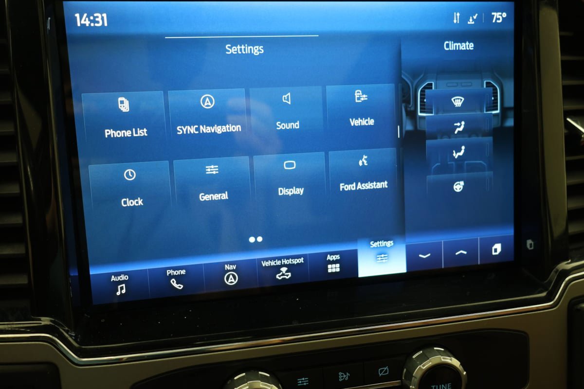 Used 2022 Ford F250 King Ranch w/ King Ranch Ultimate Package AWD/4WD image 56