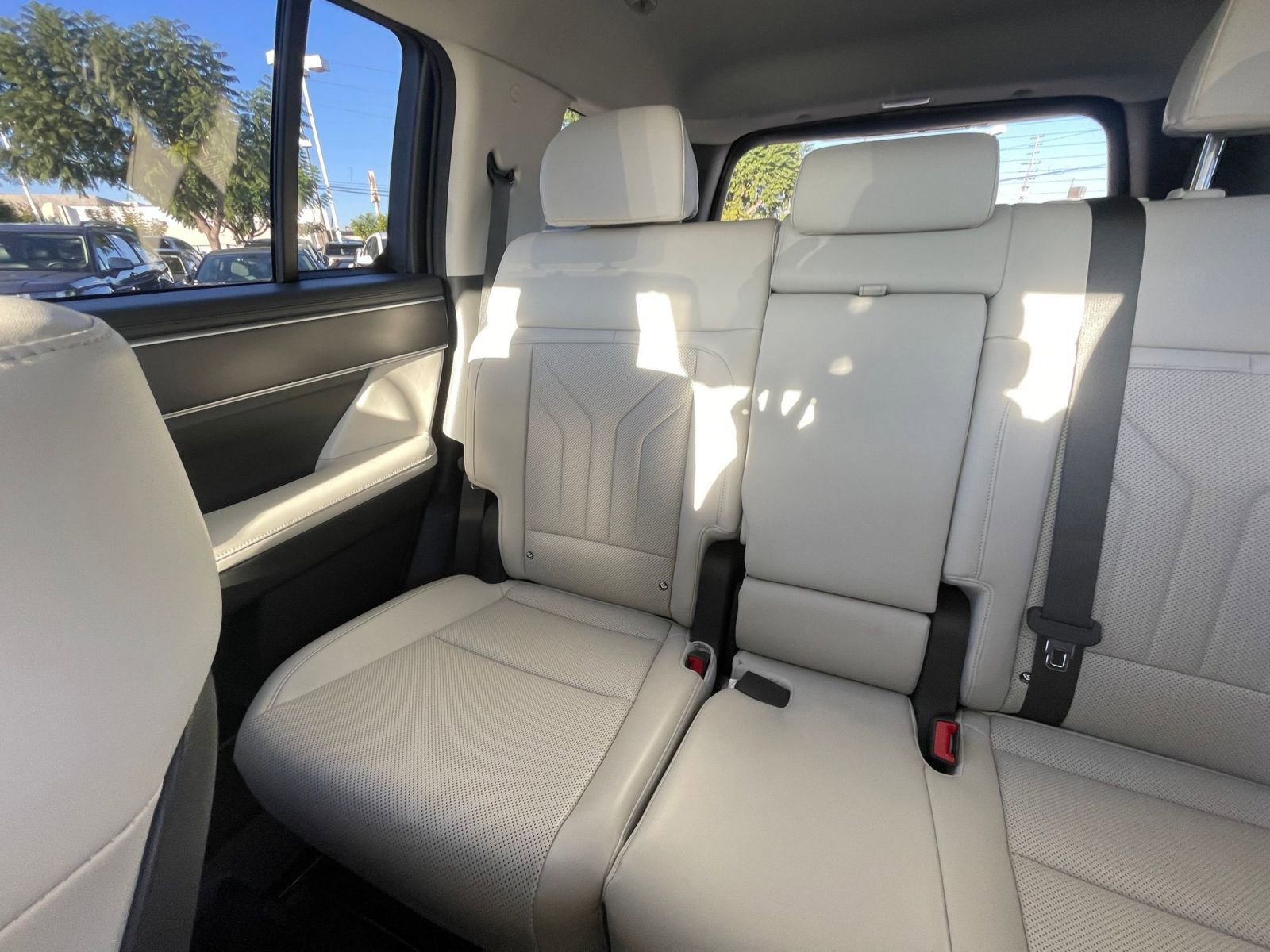 Used 2025 Hyundai Santa Fe SEL image 44