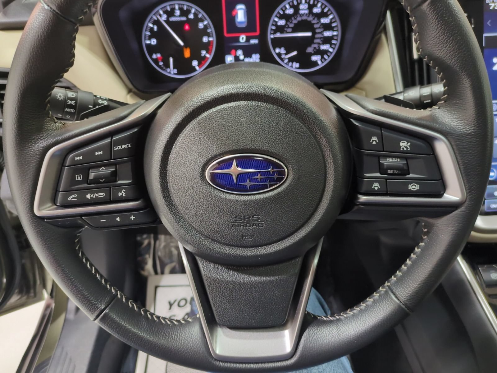 Certified 2025 Subaru Outback Premium w/ Popular Package #1A AWD/4WD image 21