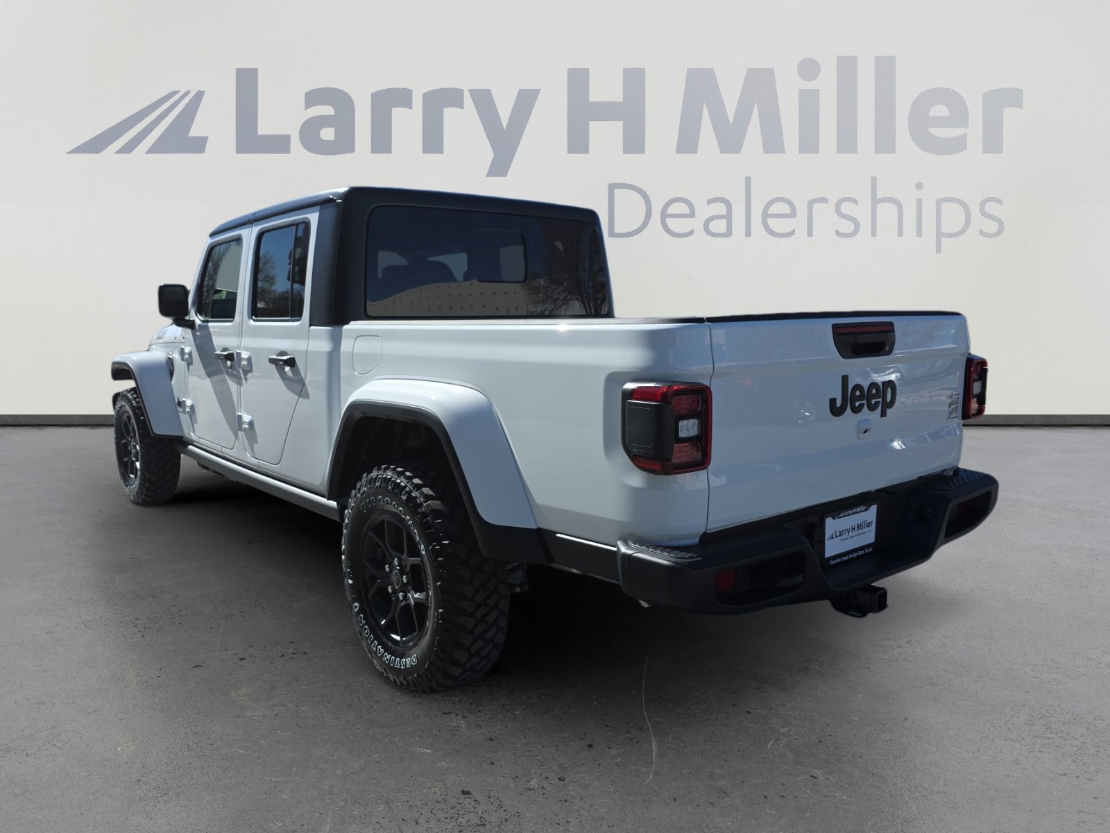 New 2026 Jeep Gladiator Willys image 3