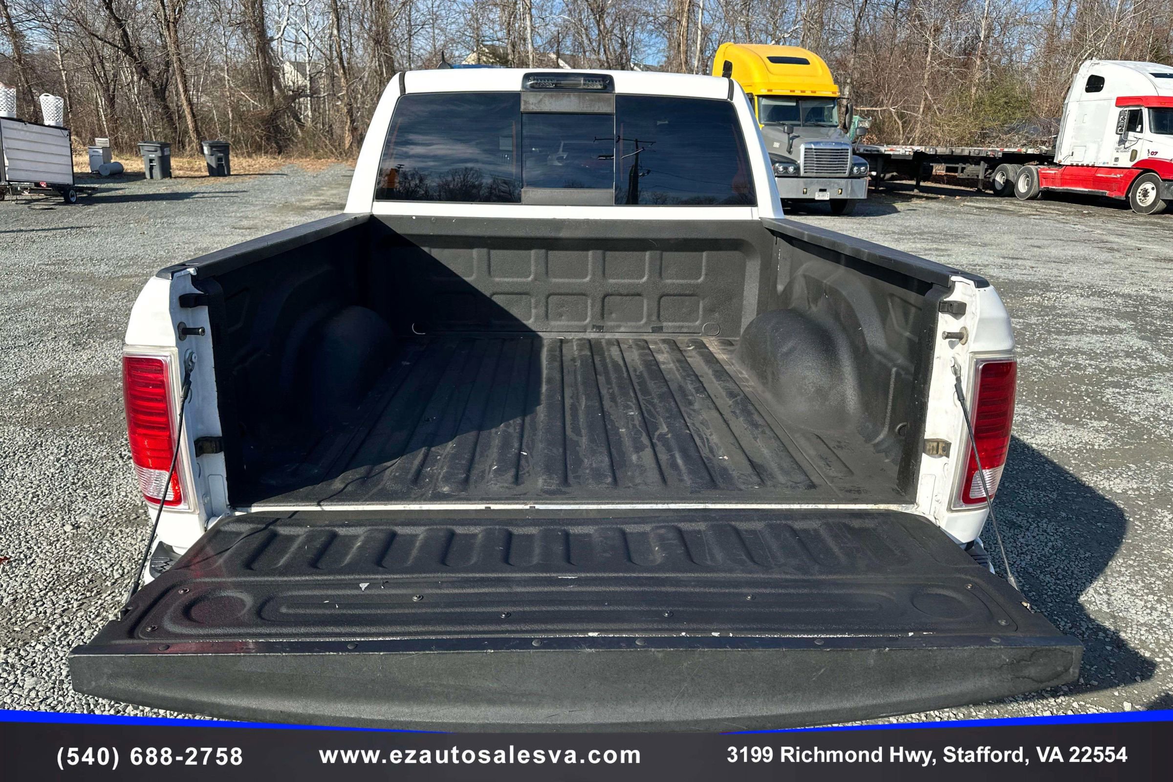 Used 2015 RAM 1500 Limited image 11