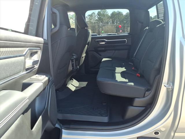 New 2026 RAM 1500 4x4 Crew Cab image 16