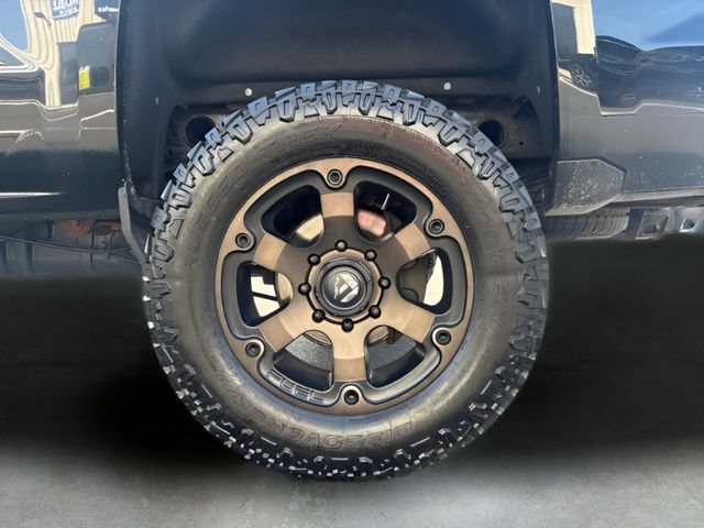 Used 2017 Chevrolet Silverado 2500 LTZ w/ Midnight Edition AWD/4WD image 39