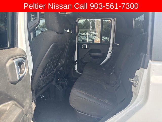 Used 2022 Jeep Gladiator Rubicon w/ Trailer Tow Package AWD/4WD image 21