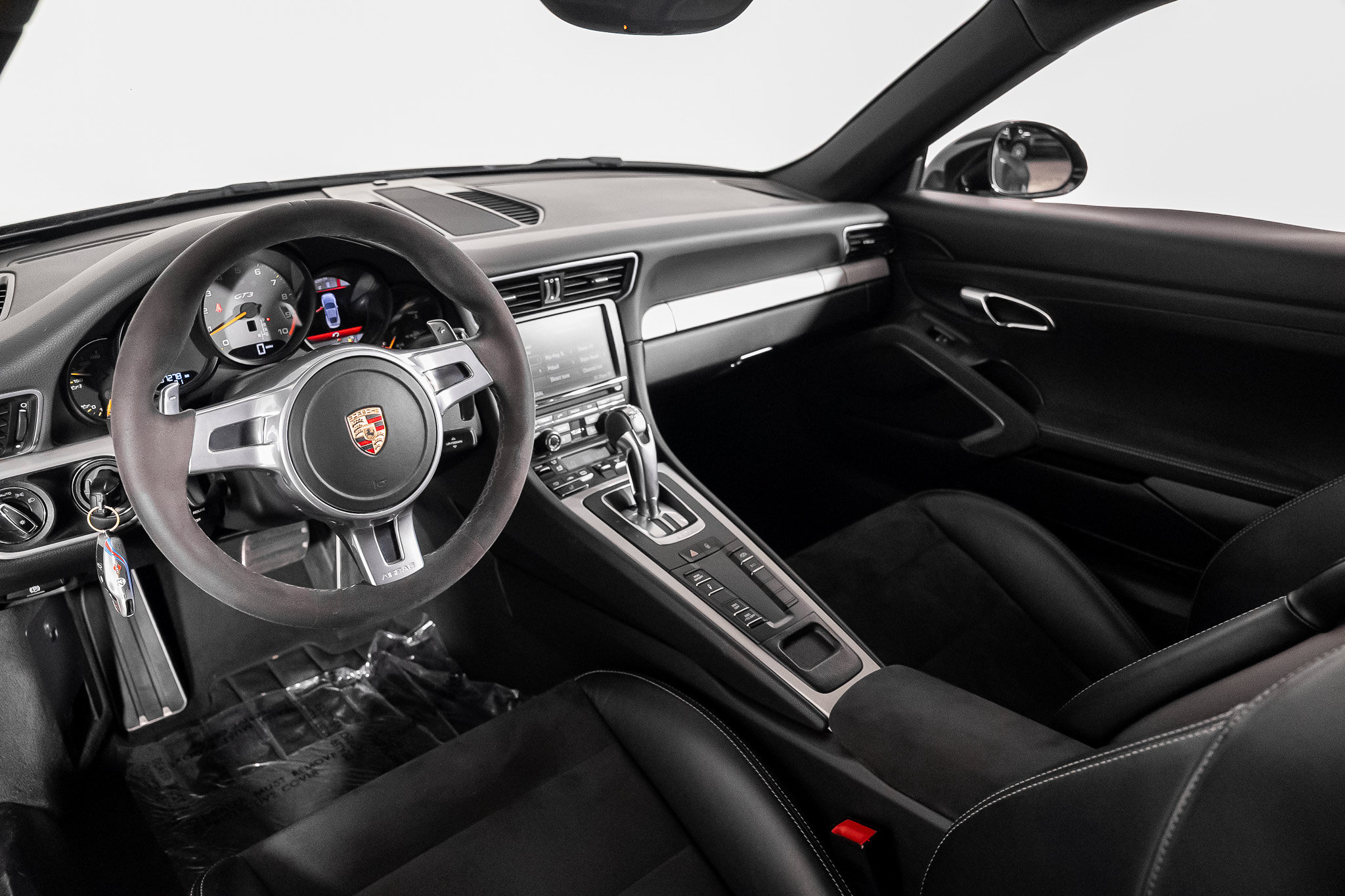 Used 2014 Porsche 911 GT3 w/ Sound Package Plus RWD image 2