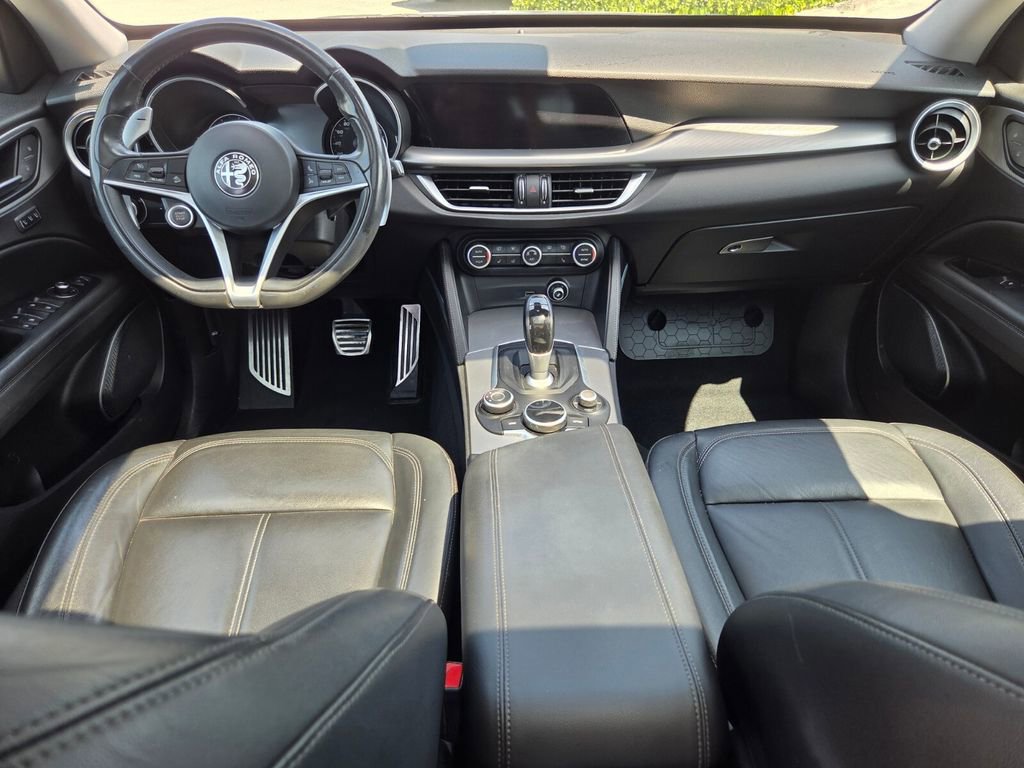 Used 2019 Alfa Romeo Stelvio Sport w/ Quick Order Package 22J Sport AWD/4WD image 26