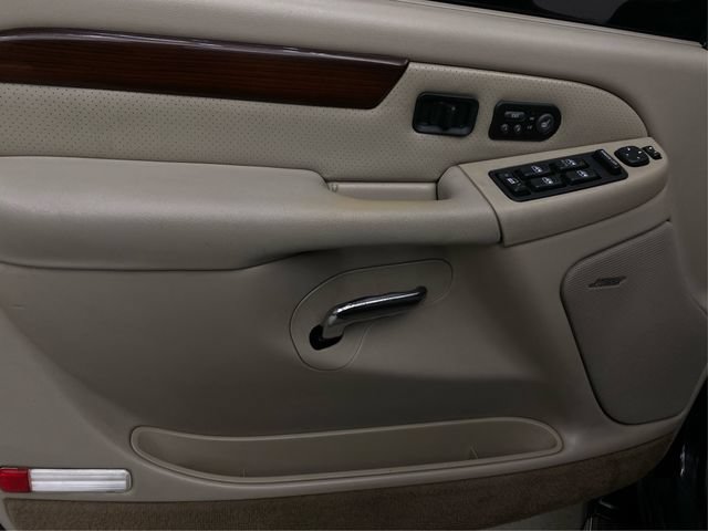Used 2002 Cadillac Escalade EXT AWD/4WD image 25