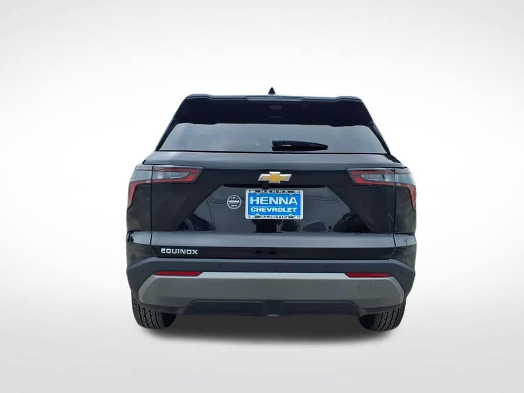 New 2026 Chevrolet Equinox LT w/ Convenience Package II FWD image 4