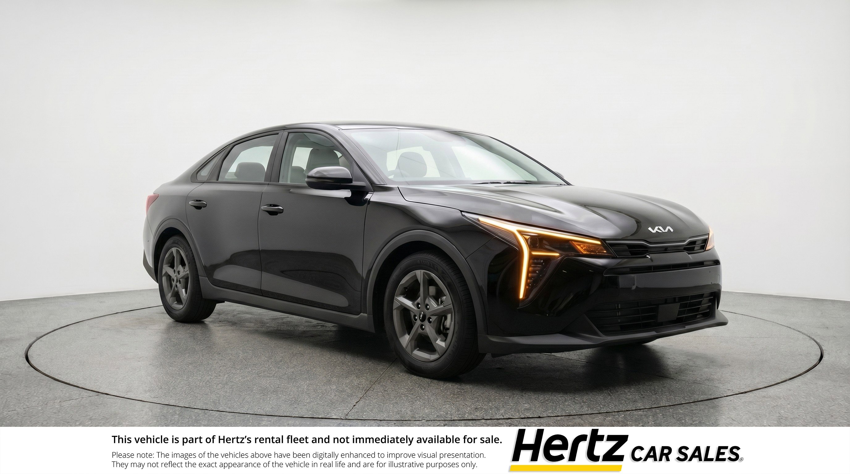 Used 2025 Kia K4 LXS FWD image 1