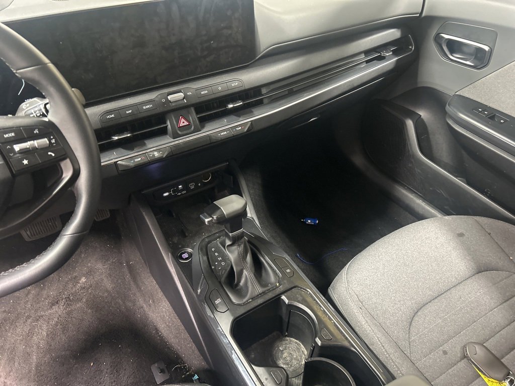 Used 2025 Kia K4 EX image 7