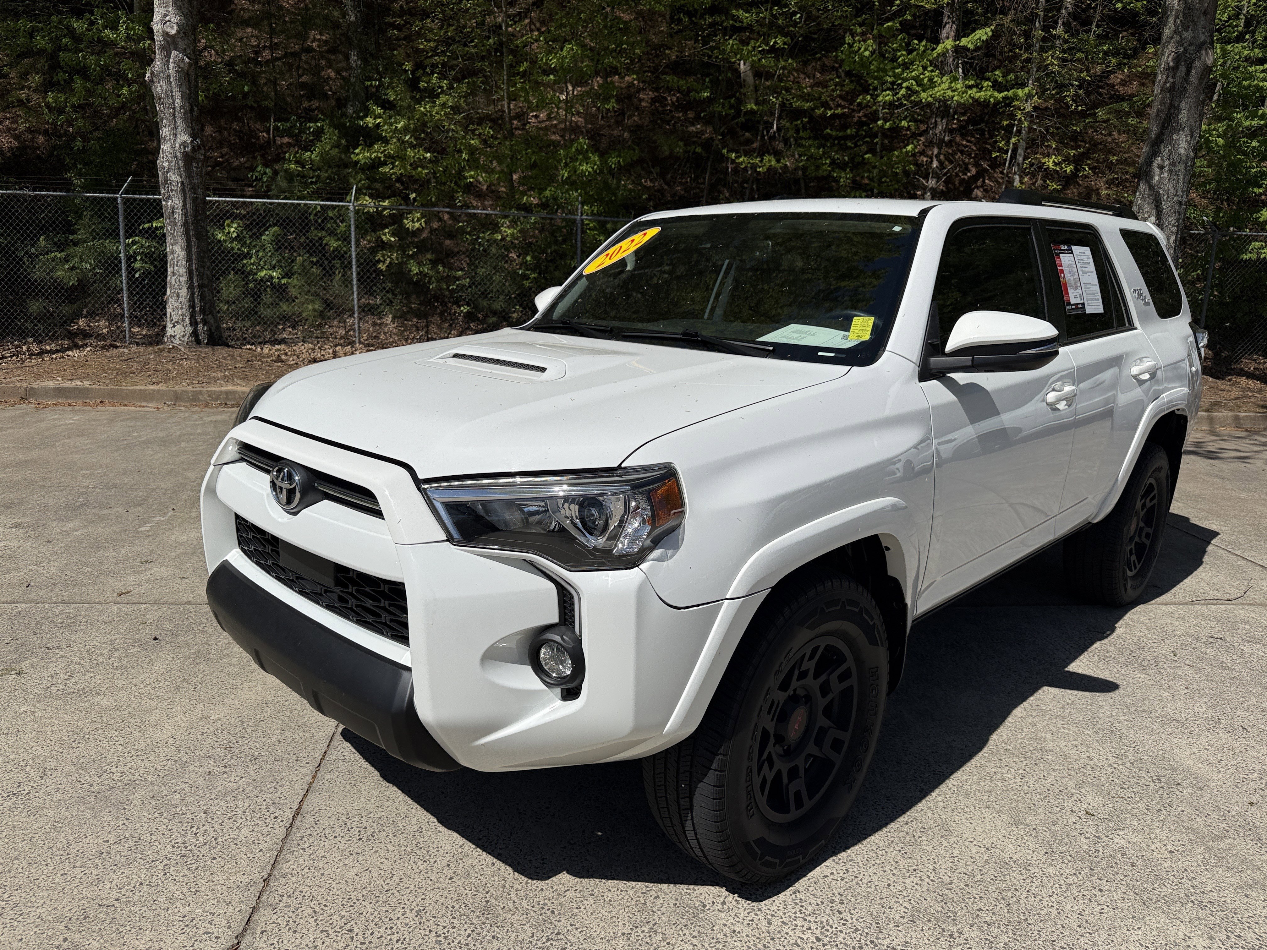 Used 2022 Toyota 4Runner TRD Off-Road Premium w/ Moonroof Package AWD/4WD image 3
