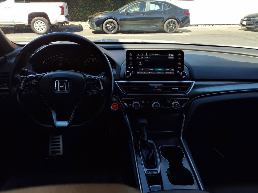 Used 2019 Honda Accord Sport image 17
