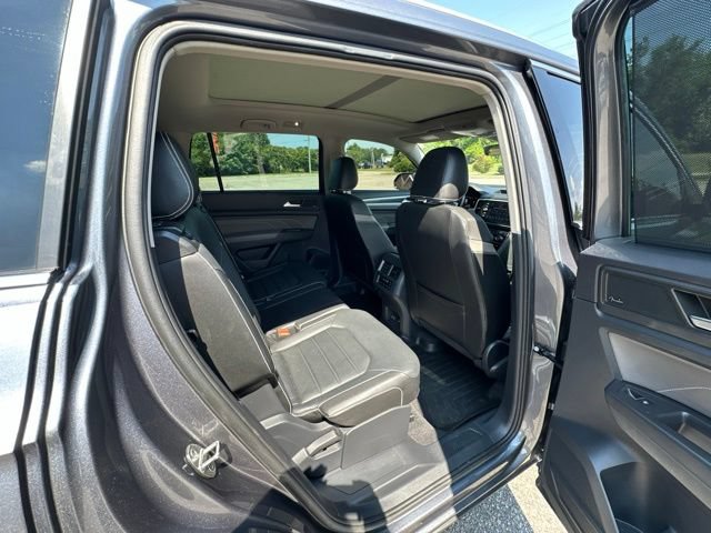 Used 2023 Volkswagen Atlas SEL Premium AWD/4WD image 17
