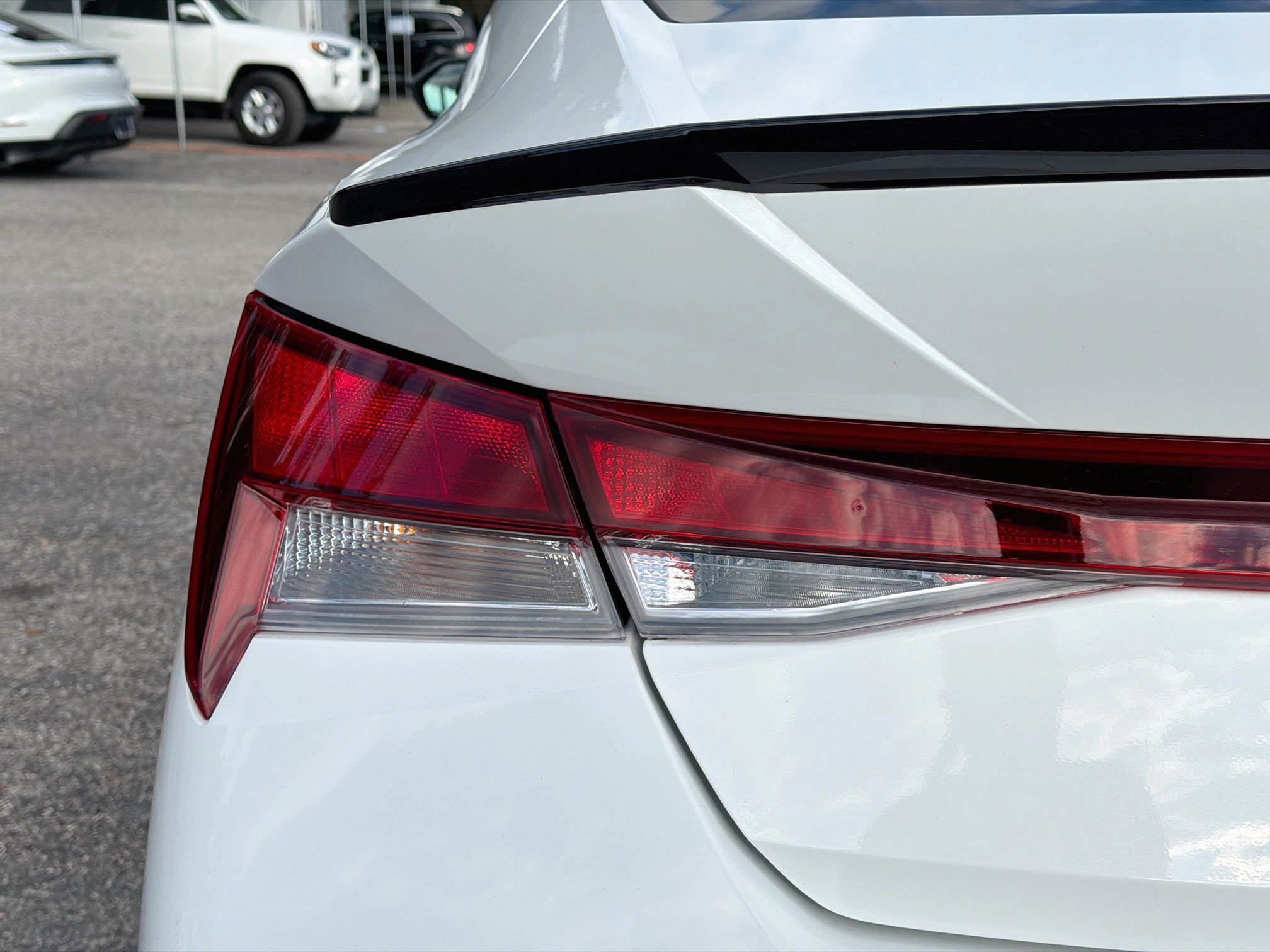 Used 2025 Hyundai Elantra Sport FWD image 10