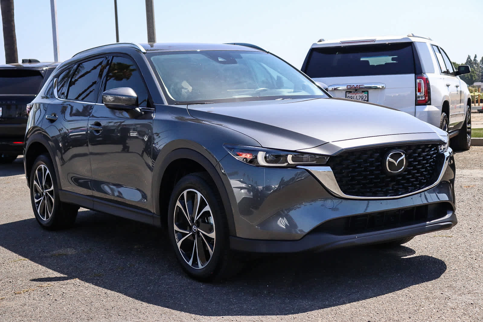 Used 2023 MAZDA CX-5 AWD 2.5 S w/ Premium Plus Pkg image 3
