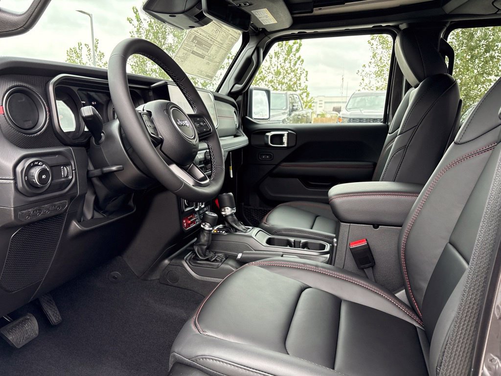 New 2027 Jeep Wrangler Unlimited Rubicon AWD/4WD image 8