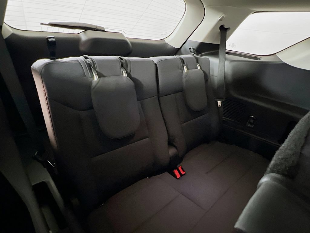 New 2026 Ford Explorer Active AWD/4WD image 16