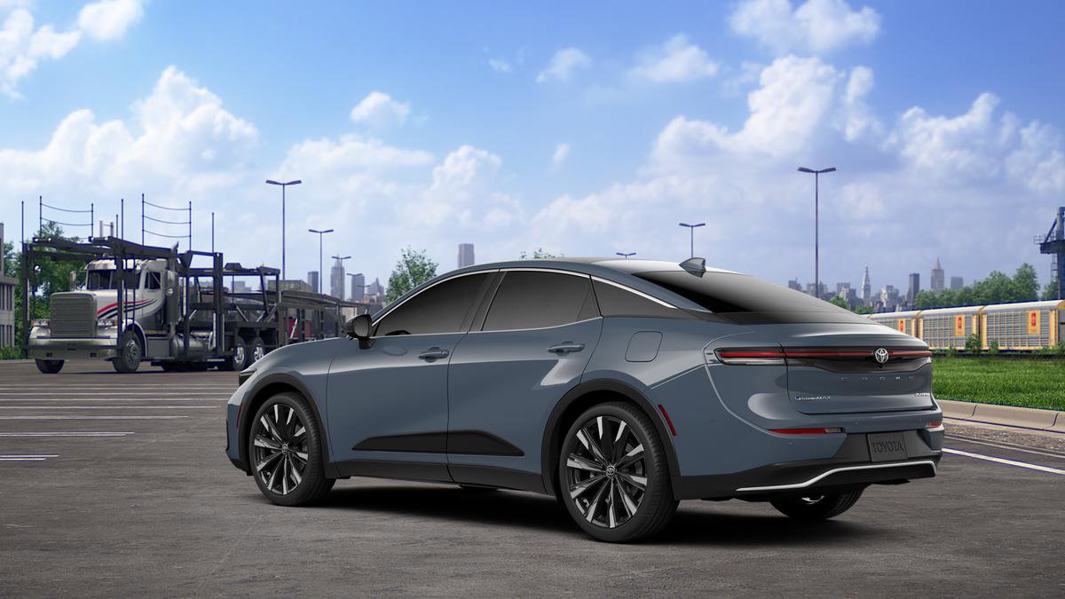 New 2026 Toyota Crown Platinum image 6