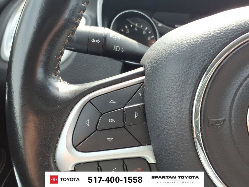 Used 2019 Jeep Compass Latitude w/ Popular Equipment Group FWD image 18