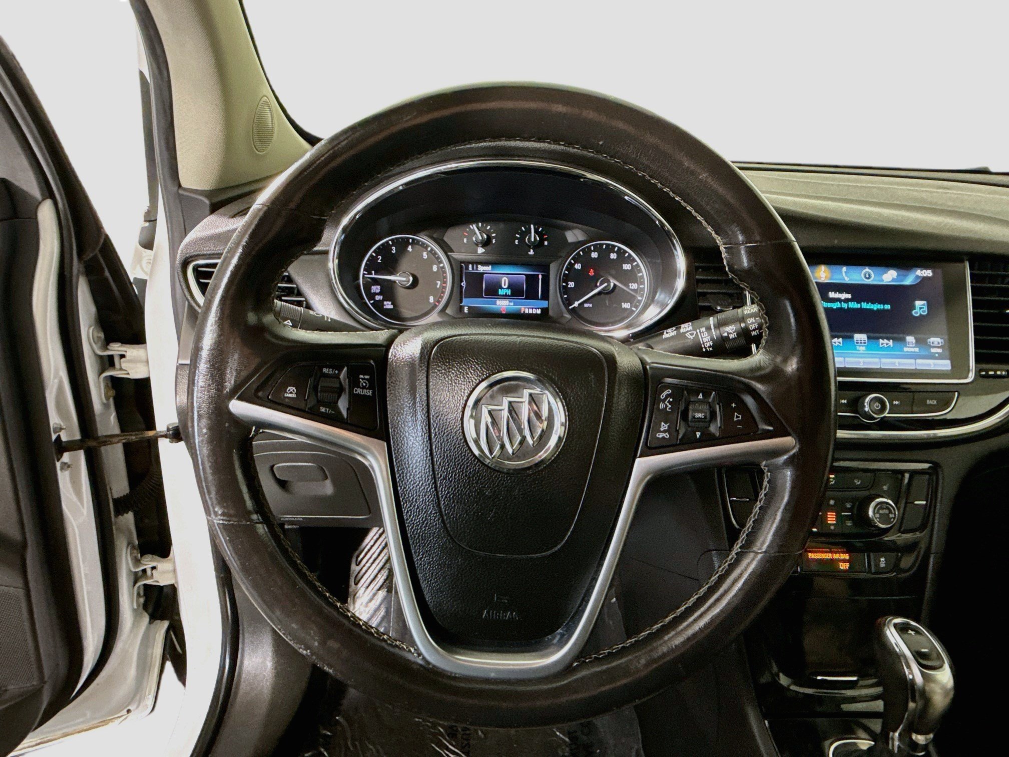 Used 2019 Buick Encore Essence FWD image 13