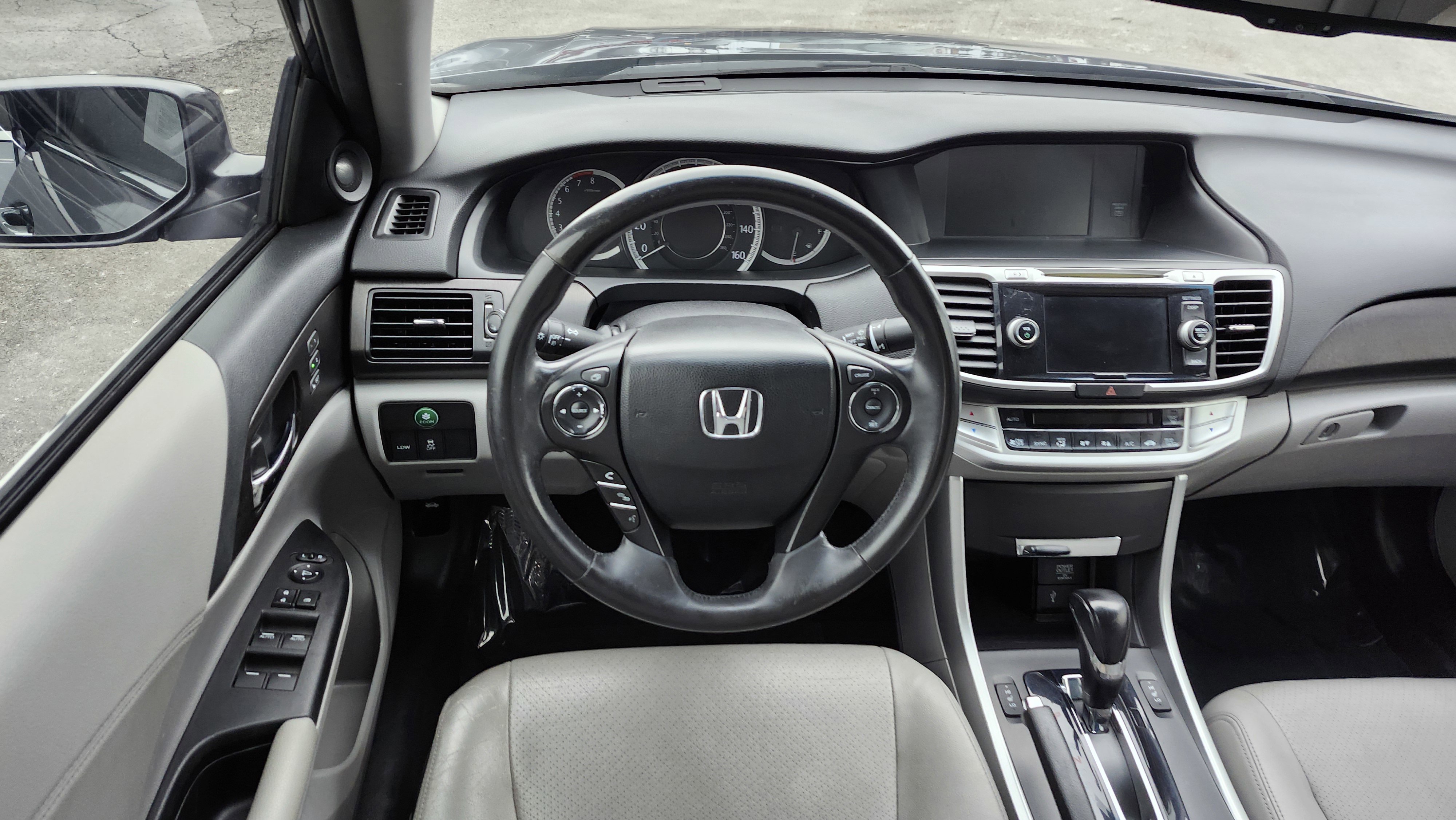 Used 2013 Honda Accord EX-L image 25