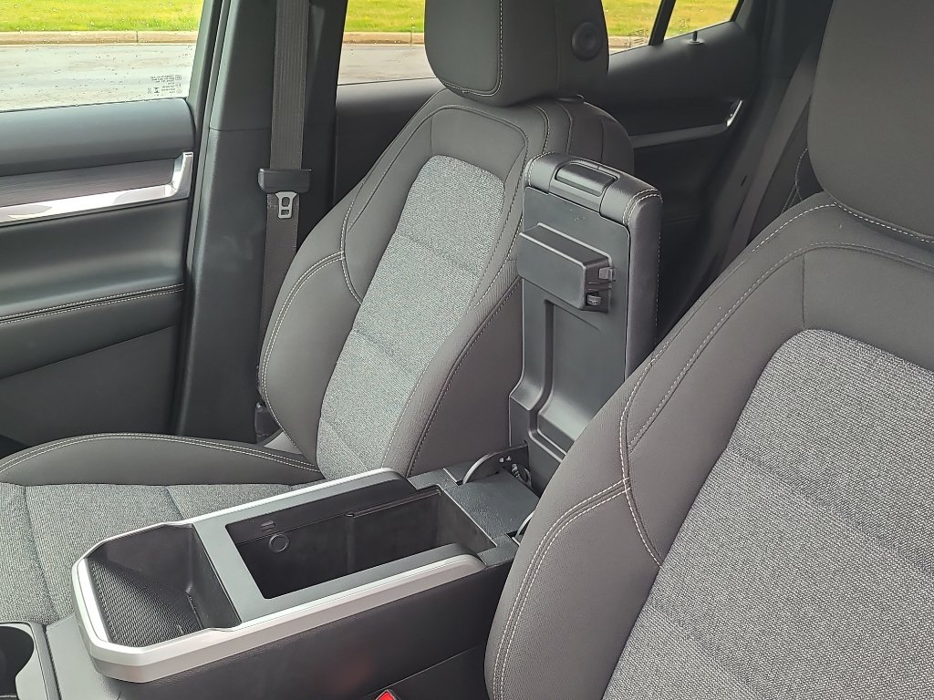 Used 2025 GMC Terrain Elevation AWD/4WD image 18