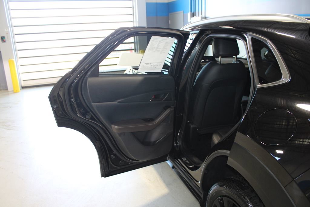 Used 2023 MAZDA CX-30 2.5 Turbo w/ Premium Plus Pkg AWD/4WD image 16