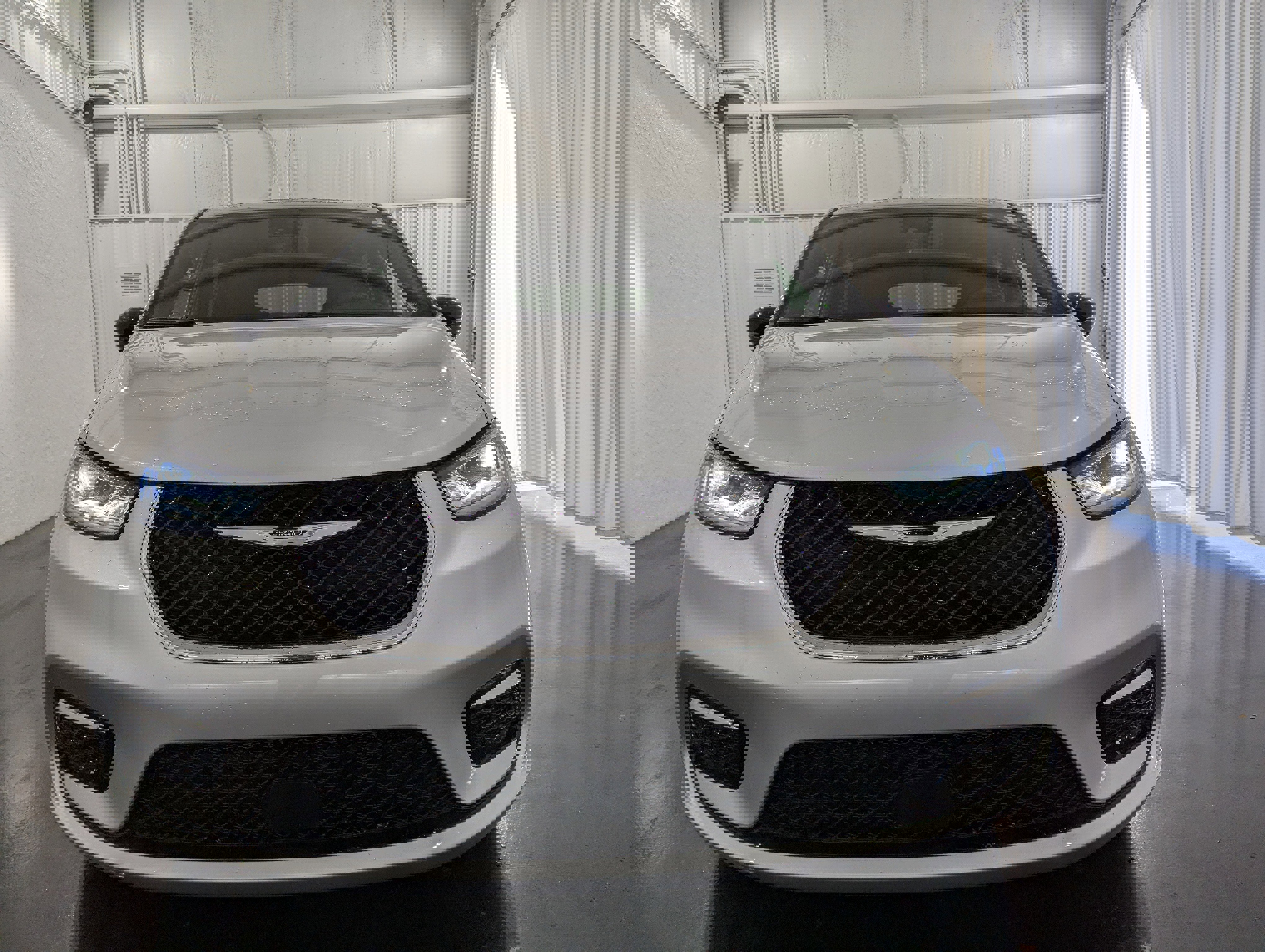 New 2026 Chrysler Pacifica Limited w/ Trailer Tow Group image 4